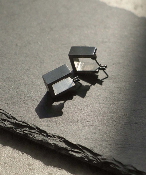 Cepica(セピカ)の「【LIMITED NUMBER】316Lスクエアステンレスワンタッチピアス(ピアス(両耳用)・レディース・シルバー/ゴールド・FREE)」の10枚目の写真