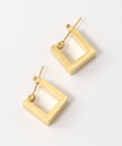 Cepica(セピカ)の「【LIMITED NUMBER】316Lスクエアステンレスワンタッチピアス(ピアス(両耳用)・レディース・シルバー/ゴールド・FREE)」の6枚目の写真