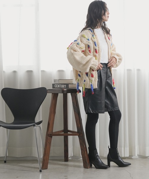 mili an deni(ミリアンデニ)の「ウェストタックエコレザーハーフパンツ(その他パンツ・レディース・ブラック・M)」の10枚目の写真