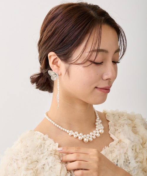 CALIN STANDARD(カリンスタンダード)の「◆◆金属アレルギー対応◆◆〈ecru〉スウィングバタフライピアス(ピアス(両耳用)・レディース・シルバー・FREE)」の3枚目の写真