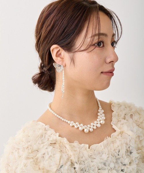 CALIN STANDARD(カリンスタンダード)の「◆◆金属アレルギー対応◆◆〈ecru〉スウィングバタフライピアス(ピアス(両耳用)・レディース・シルバー・FREE)」の4枚目の写真