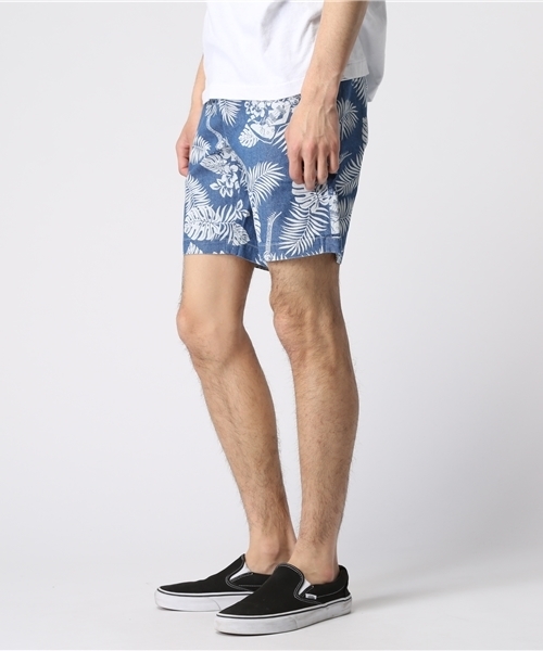 HYSTERIC GLAMOUR（ヒステリックグラマー）の「TROPIC GUITAR総柄 ショートPT（その他パンツ・メンズ・ブルー系その他/ブラック系その他・SMALL/LARGE/MEDIUM）」の6枚目の写真