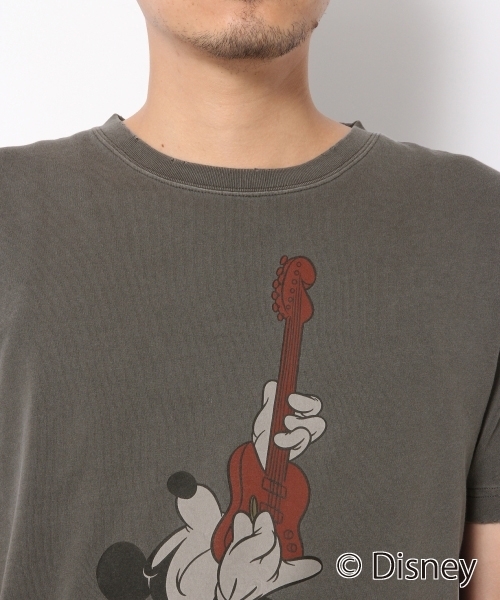 GLOBAL WORK(グローバルワーク)の「ディズニーTシャツ半袖3/Men/722839(Tシャツ/カットソー・メンズ・ブラック/オフホワイト・LARGE/SMALL/MEDIUM/X-LARGE)」の5枚目の写真