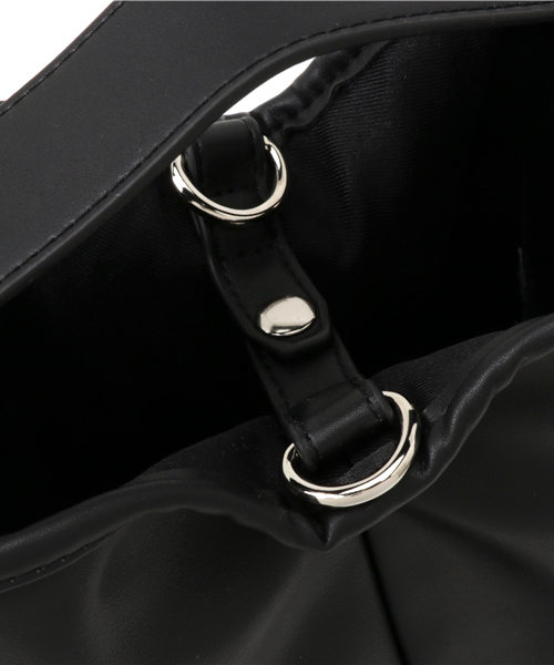 MOUSSY（マウジー）の「ONE HANDLE BAG（ショルダーバッグ・レディース・キャメル/ブラック/ピンク・FREE）」の10枚目の写真