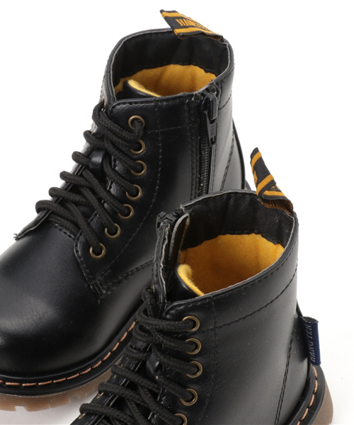 SESTO（セスト）の「キッズシューズ/キッズレースアップブーツ（ブーツ・キッズ・ブラック・15.0cm/16.0cm/17.0cm/21.0cm/18.0cm/20.0cm/19.0cm/23.0cm/22.0cm）」の6枚目の写真