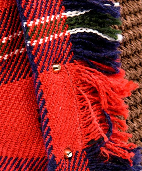 STUDIOUS（ステュディオス）の「【LAUGOA】チェックフリンジトート　Monk/0173-30008   （トートバッグ・レディース・ブラック/グリーン/レッド・FREE）」の7枚目の写真