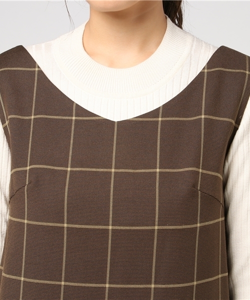 Khaju（カージュ）の「Khaju:グレンチェックノースリーブワンピース（ワンピース・レディース・ベージュ/ブラウン・ONE SIZE）」の5枚目の写真