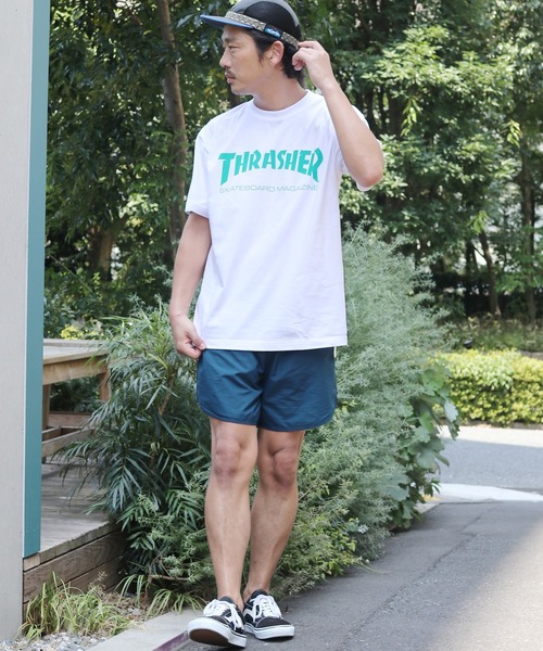 THRASHER(スラッシャー)の「THRASHER MAG Logoプリント S/S Tシャツ(Tシャツ/カットソー・メンズ・ブラック/ネイビー/ホワイト/パープル/ブラック系その他/レッド/ライトブルー/ピンク/オレンジ/ラベンダー/ホワイト×パープル/ネイビー×ホワイト/ホワイト×グリーン/ブルー系その他/バーガンディー/オレンジ系その他/ロイヤルブルー/グリーン/パープル系その他/オレンジ系その他2・M/L/XL/S)」の3枚目の写真
