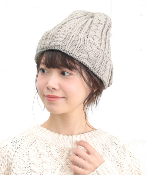SESTO（セスト）の「ab18aw/後ろスリット入りニット帽（ニット