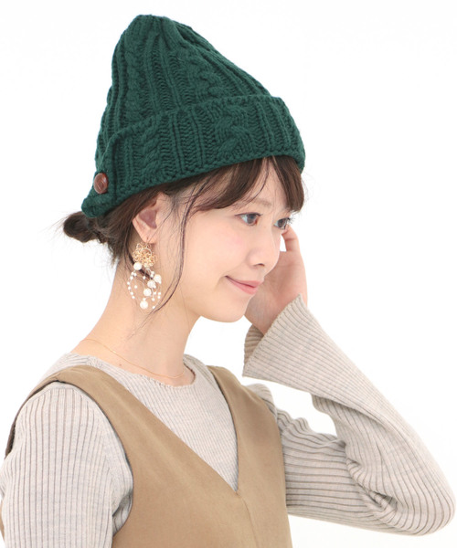 SESTO（セスト）の「ab18aw/後ろスリット入りニット帽（ニット