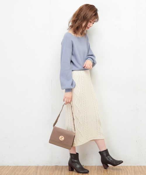 natural couture(ナチュラルクチュール)の「衿ぐりスカラップ刺繍ニット(ニット/セーター・レディース・ブラック/ブラウン/サックスブルー/アイボリー/ピンク系その他・FREE)」の8枚目の写真