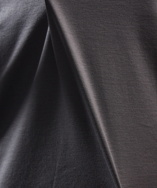 5351 POUR LES HOMMES(ゴーサンゴーイチプールオム)の「【クルーネック】プライマリースムース半袖Tシャツ(Tシャツ/カットソー・メンズ・ホワイト/チャコールグレー/ブラック・44/46/48/50)」の12枚目の写真