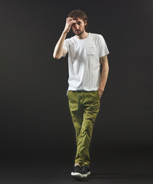 5351 POUR LES HOMMES(ゴーサンゴーイチプールオム)の「【クルーネック】プライマリースムース半袖Tシャツ(Tシャツ/カットソー・メンズ・ホワイト/チャコールグレー/ブラック・44/46/48/50)」の9枚目の写真