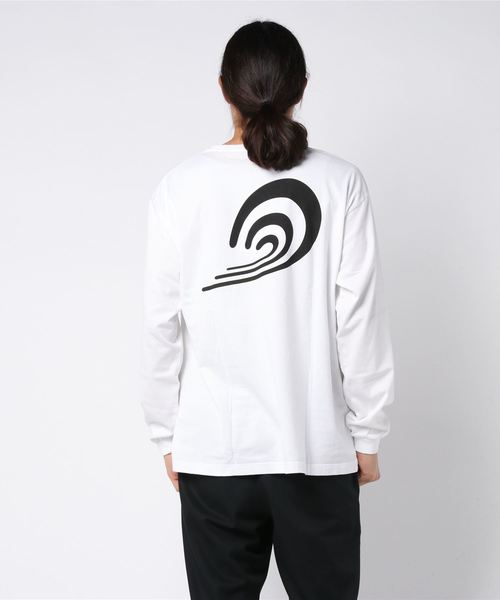 SEAGREEN(シーグリーン)の「SEAGREEN(シーグリーン)×SURFRIDER L/S1 カットソー(Tシャツ/カットソー・メンズ・ホワイト/チャコールグレー・1/2/3)」の4枚目の写真