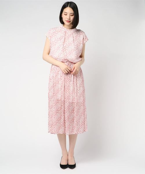TRUDEA（トルディア）の「ハイネック　ワンピース（ワンピース・レディース・ホワイト/ブラック/カーキ/ブルー/ネイビー/イエロー/ピンク・LARGE/MEDIUM）」の3枚目の写真