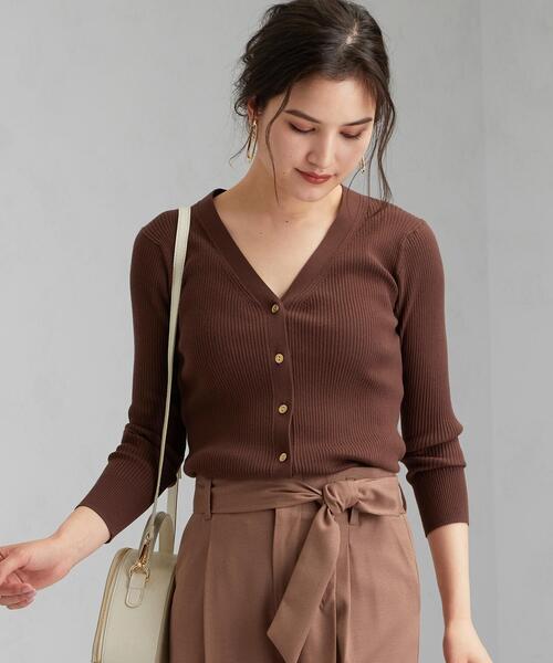 green label relaxing（グリーンレーベルリラクシング）の「[手洗い可能] D リブ メタルボタン Vネック カーディガン（カーディガン/ボレロ・レディース・レッド/ブラウン/ブラック・FREE）」の3枚目の写真