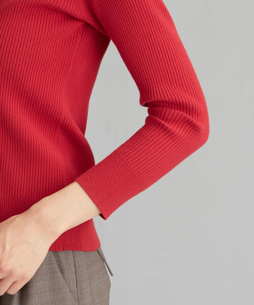 green label relaxing（グリーンレーベルリラクシング）の「[手洗い可能] D リブ メタルボタン Vネック カーディガン（カーディガン/ボレロ・レディース・レッド/ブラウン/ブラック・FREE）」の8枚目の写真