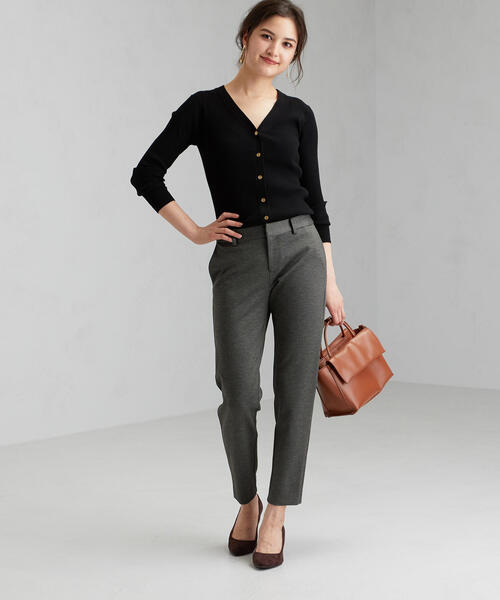 green label relaxing（グリーンレーベルリラクシング）の「[手洗い可能] D リブ メタルボタン Vネック カーディガン（カーディガン/ボレロ・レディース・レッド/ブラウン/ブラック・FREE）」の5枚目の写真