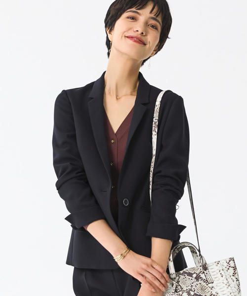 green label relaxing（グリーンレーベルリラクシング）の「[手洗い可能] D リブ メタルボタン Vネック カーディガン（カーディガン/ボレロ・レディース・ブラウン/レッド/ブラック・FREE）」の8枚目の写真