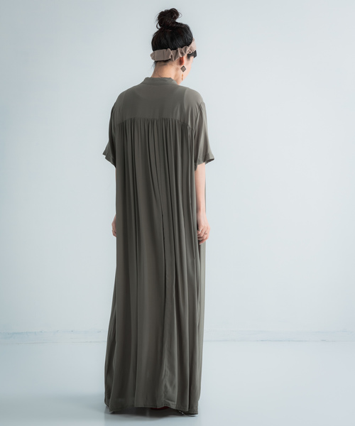 Libra Cue（リブラ キュー）の「バンドカラーシャツワンピース（ワンピース・レディース・ブラック/ネイビー/カーキ/ベージュ・FREE）」の19枚目の写真