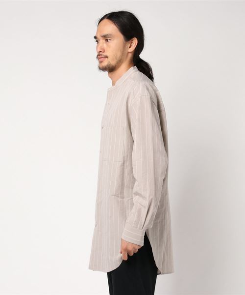 MAISON SPECIAL（メゾンスペシャル）の「FAbRICAストライプバンドカラーロングシャツ【MAISON SPECIAL/メゾンスペシャル】（シャツ/ブラウス・メンズ・ベージュ/オフホワイト/サックスブルー/ライトグリーン・46/48）」の6枚目の写真