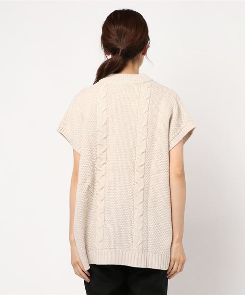 notch.（ノッチ）の「ハイネックケーブルニットベスト（ベスト・レディース・オフホワイト/チャコールグレー/ベージュ・M）」の5枚目の写真