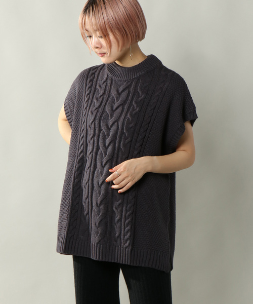 notch.（ノッチ）の「ハイネックケーブルニットベスト（ベスト・レディース・オフホワイト/チャコールグレー/ベージュ・M）」の3枚目の写真