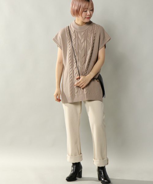notch.（ノッチ）の「ハイネックケーブルニットベスト（ベスト・レディース・オフホワイト/チャコールグレー/ベージュ・M）」の15枚目の写真