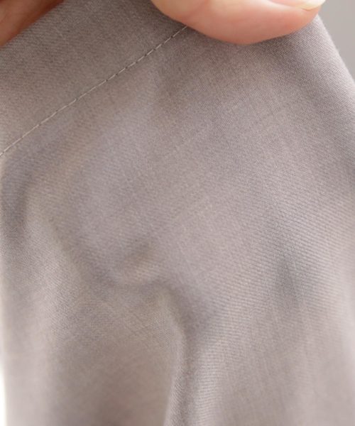 antiqua（アンティカ）の「前後差テーラード（テーラードジャケット・レディース・ブラック/グレイッシュベージュ・FREE）」の13枚目の写真
