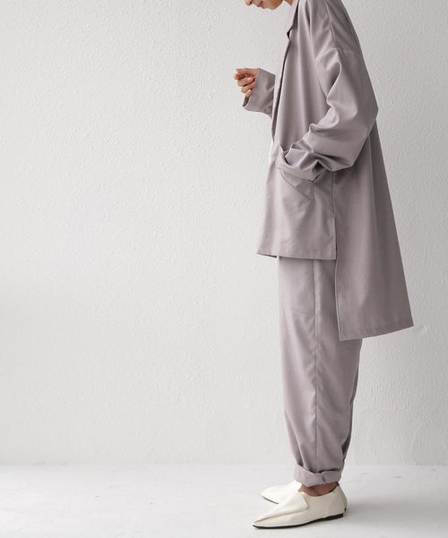 antiqua（アンティカ）の「前後差テーラード（テーラードジャケット・レディース・ブラック/グレイッシュベージュ・FREE）」の15枚目の写真