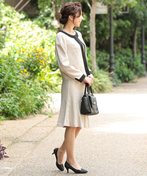 Fashion Letter(ファッションレター)の「入学式用3点セットスカートスーツ(スーツセット・レディース・ベージュ/ネイビー/グレー・M/L/XL)」の16枚目の写真