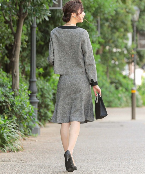 Fashion Letter(ファッションレター)の「入学式用3点セットスカートスーツ(スーツセット・レディース・ベージュ/ネイビー/グレー・M/L/XL)」の7枚目の写真