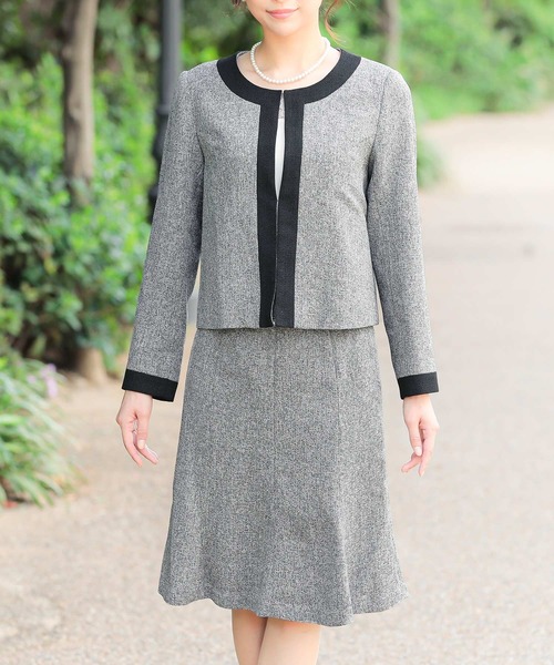 Fashion Letter(ファッションレター)の「入学式用3点セットスカートスーツ(スーツセット・レディース・ベージュ/ネイビー/グレー・M/L/XL)」の9枚目の写真