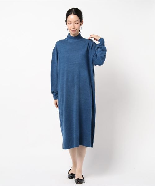 AMERICAN HOLIC（アメリカンホリック）の「ミニハイネックドロップショルダーニットワンピース　＊（ワンピース・レディース・ブラウン/ブルー/モカ/ライトベージュ/グレー系その他2・M/L）」の5枚目の写真