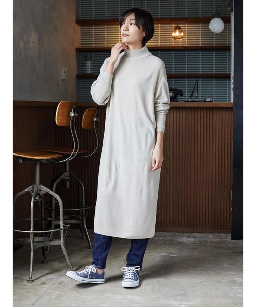 AMERICAN HOLIC（アメリカンホリック）の「ミニハイネックドロップショルダーニットワンピース　＊（ワンピース・レディース・ブラウン/ブルー/モカ/ライトベージュ/グレー系その他2・M/L）」の10枚目の写真