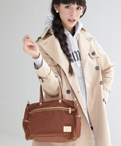 Orobianco（オロビアンコ）の「[オロビアンコ]OROBIANCO ボストンバッグ（ショルダーバッグ・レディース・ブラック/ブラウン・フリー）」の2枚目の写真