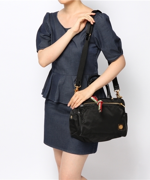 Orobianco（オロビアンコ）の「[オロビアンコ]OROBIANCO ボストンバッグ（ショルダーバッグ・レディース・ブラック/ブラウン・フリー）」の4枚目の写真