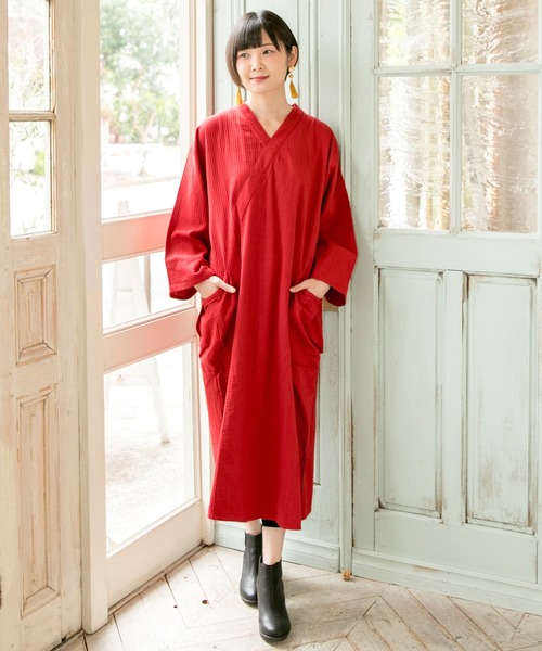 カヤ(カヤ)の「【カヤ】単衣(ひとえ)貫頭衣ワンピース(ワンピース・レディース・ブラック/レッド/ブルー・FREE)」の3枚目の写真