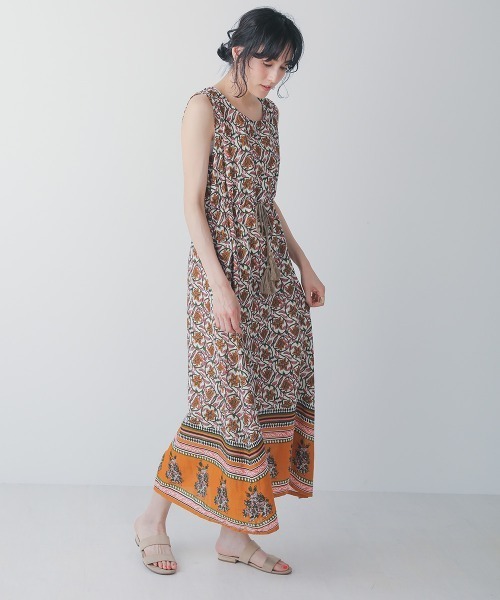 Bou Jeloud（ブージュルード）の「Made in INDIA◆オリエンタル柄・パネル柄・リゾート柄ノースリーブリゾートマキシワンピース（ワンピース・レディース・イエロー/グリーン/ブラウン・38）」の21枚目の写真