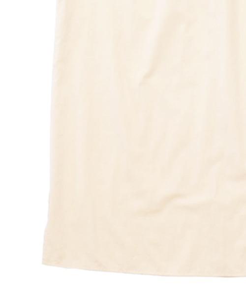 select MOCA(セレクトモカ)の「フロントギャザースタンドカラーシャツワンピース/コットンビックシルエットワンピース(ワンピース・レディース・ブラック/ライトベージュ・FREE)」の18枚目の写真