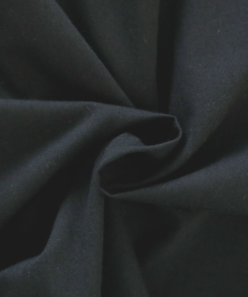 select MOCA(セレクトモカ)の「フロントギャザースタンドカラーシャツワンピース/コットンビックシルエットワンピース(ワンピース・レディース・ブラック/ライトベージュ・FREE)」の21枚目の写真