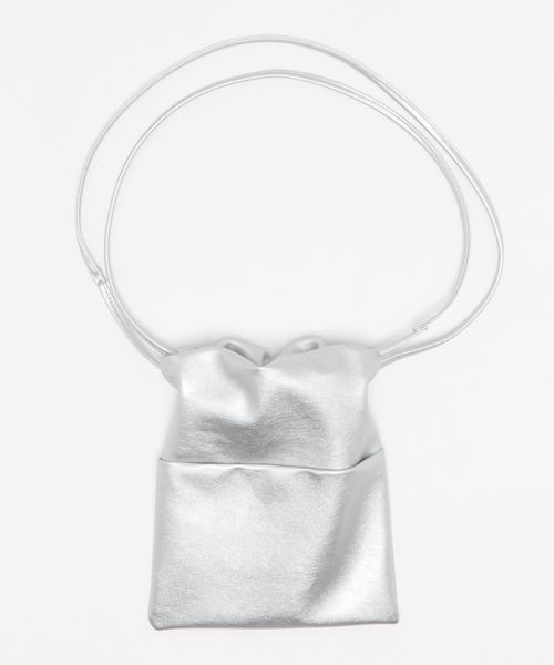 ottilie（オティーリエ）の「巾着ショルダーバッグ（ショルダーバッグ・レディース・ベージュ/シルバー/ゴールド/グレイッシュベージュ/グレー・FREE）」の10枚目の写真