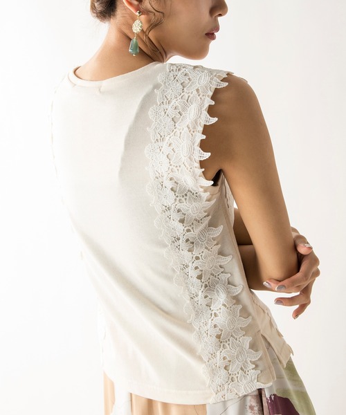 MILLION CARATS（ミリオンカラッツ）の「花レースカットソータンクトップス（Tシャツ/カットソー・レディース・グレー/ブルー系その他/ネイビー/ブラック系その他/オフホワイト/グレー系その他/ホワイト系その他/ブラック・FREE）」の3枚目の写真