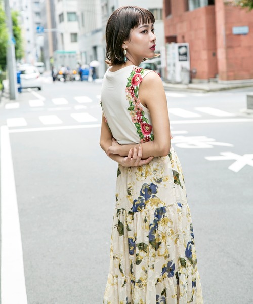 MILLION CARATS（ミリオンカラッツ）の「花レースカットソータンクトップス（Tシャツ/カットソー・レディース・グレー/ブルー系その他/ネイビー/ブラック系その他/オフホワイト/グレー系その他/ホワイト系その他/ブラック・FREE）」の18枚目の写真