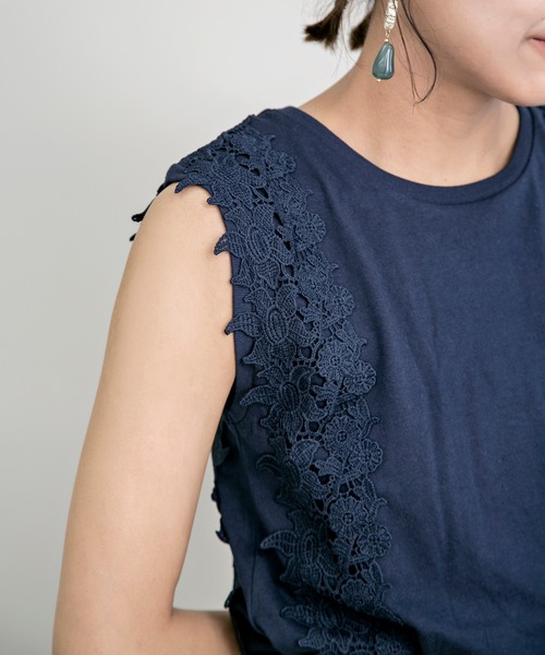 MILLION CARATS（ミリオンカラッツ）の「花レースカットソータンクトップス（Tシャツ/カットソー・レディース・グレー/ブルー系その他/ネイビー/ブラック系その他/オフホワイト/グレー系その他/ホワイト系その他/ブラック・FREE）」の15枚目の写真