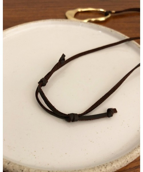 TODAYFUL（トゥデイフル）の「サークルレザーチョーカー（ネックレス・レディース・シルバー/ゴールド・FREE）」の7枚目の写真