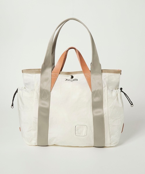 yoccatta TOKYO（ヨカッタトウキョウ）の「yoccatta TOKYO/ヨカッタトーキョー 【AIRBACK/エアバック】2wayトートバッグ M  <MADE IN JAPAN>（トートバッグ・メンズ・ホワイト/ブラック/ベージュ/シルバー・FREE）」の4枚目の写真