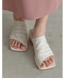 Re:EDIT | [2021S/S PRE ORDER]アシンメトリートングサンダル(サンダル)