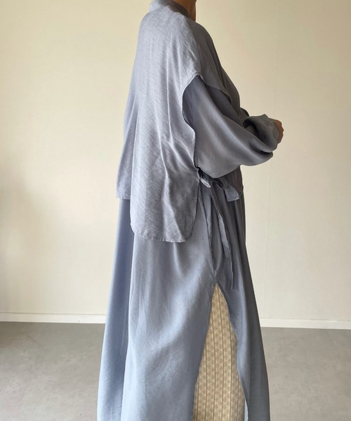 y/m by misato（イムバイミサト）の「レイヤードシアーシャツワンピース（シャツワンピース・レディース・ブルー/オフホワイト/ベージュ・FREE）」の14枚目の写真