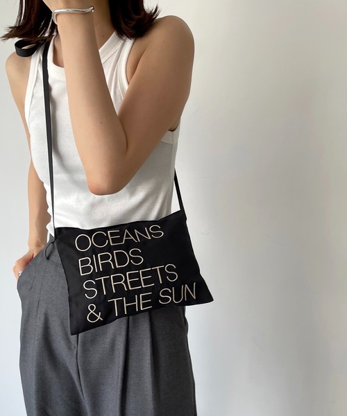 CANAL JEAN（キャナルジーン）の「RED CHOP WORKS(レッドチョップワークス) 刺繍ロゴナイロンサコッシュ（ショルダーバッグ・レディース・ホワイト/カーキ/ブラック・ONE SIZE）」の6枚目の写真